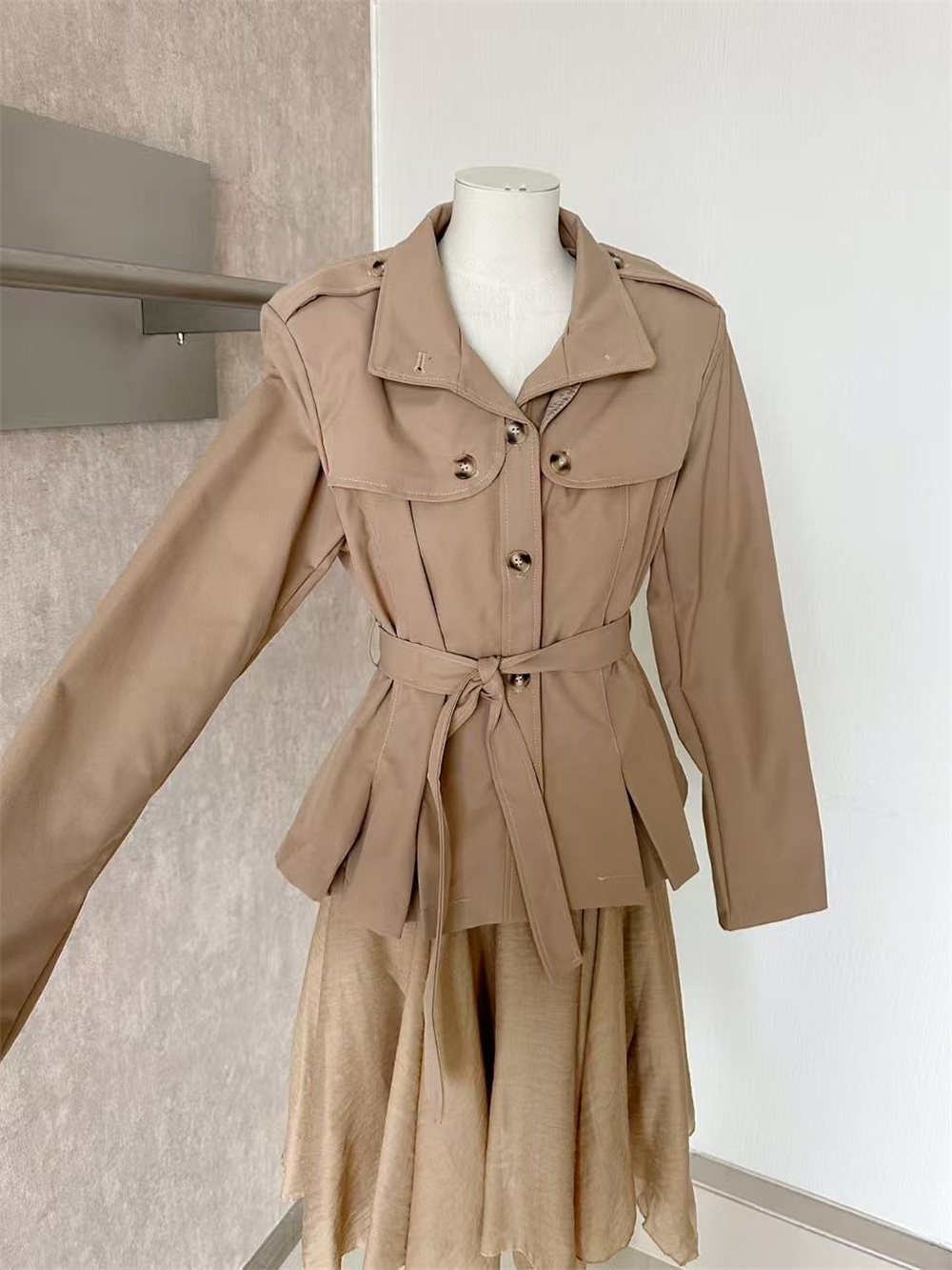 Khaki Short Trench Coat Two-Piece Set for Women Office Commuter Slimming Top and Skirt Set - Image 2