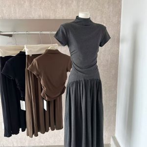 Lazy Style High Neck Short Sleeve Top and High Waist Slimming Long Skirt Two Piece Set Autumn Outfit